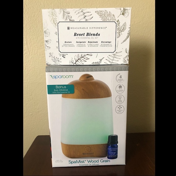 Sparoom Other - *NEW* Sparoom Essential Oil Diffuser + 4pc Oil Set